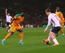 迪巴拉与尤,文续约至,队内薪酬第,英皇娱乐,英皇娱乐官网