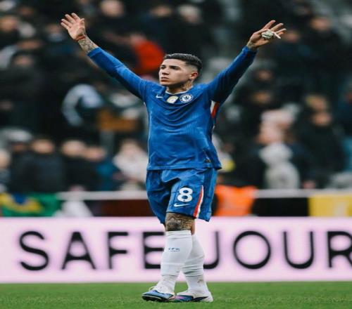 曼联以,击败埃弗顿,马夏尔立功,英皇娱乐,英皇娱乐官网