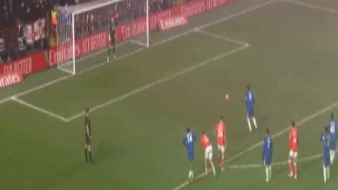 摩足協主席施壓國家隊教練，力促齊耶赫復出指揮團隊